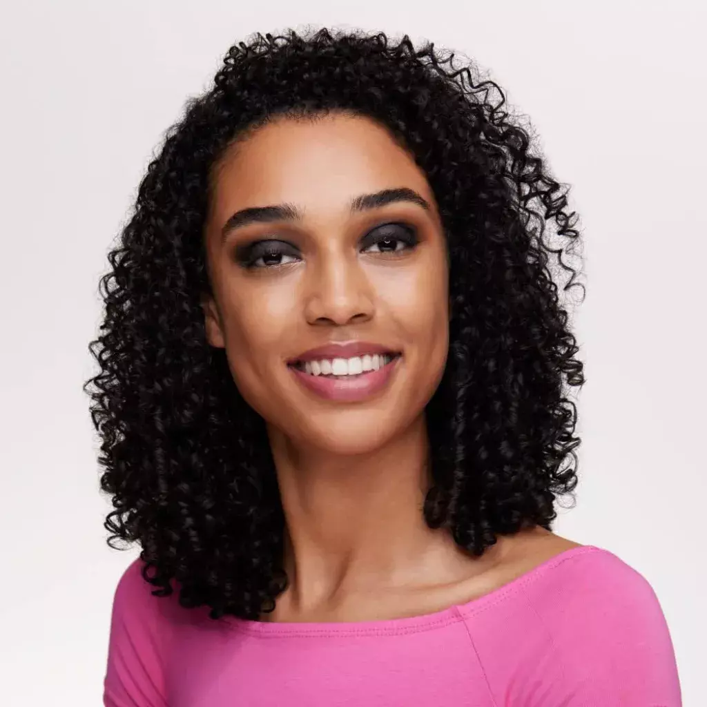 Essence Soft Touch Eyeshadow – 06 Pitch Black (2g)