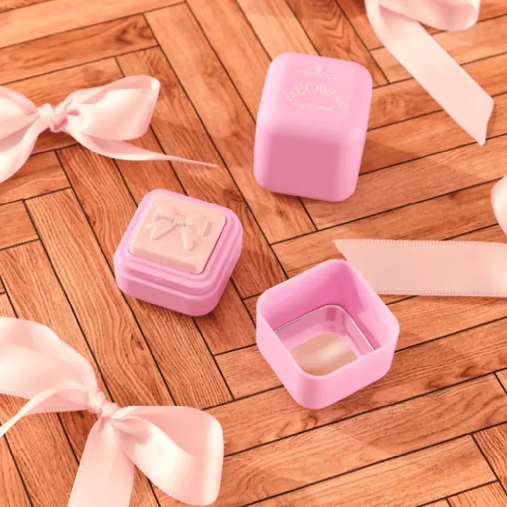 Essence Fabowlous Highlighter 01