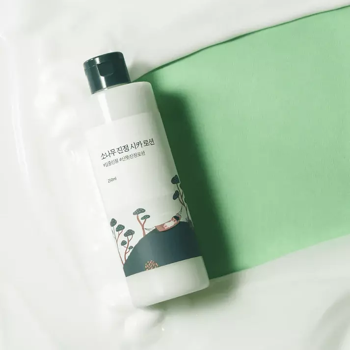 Round Lab Pine Calming Cica Lotion (250ml)