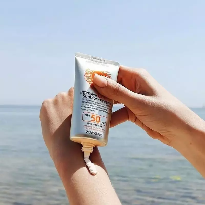 3W Clinic UV Sun Block BB Cream SPF50+ PA+++