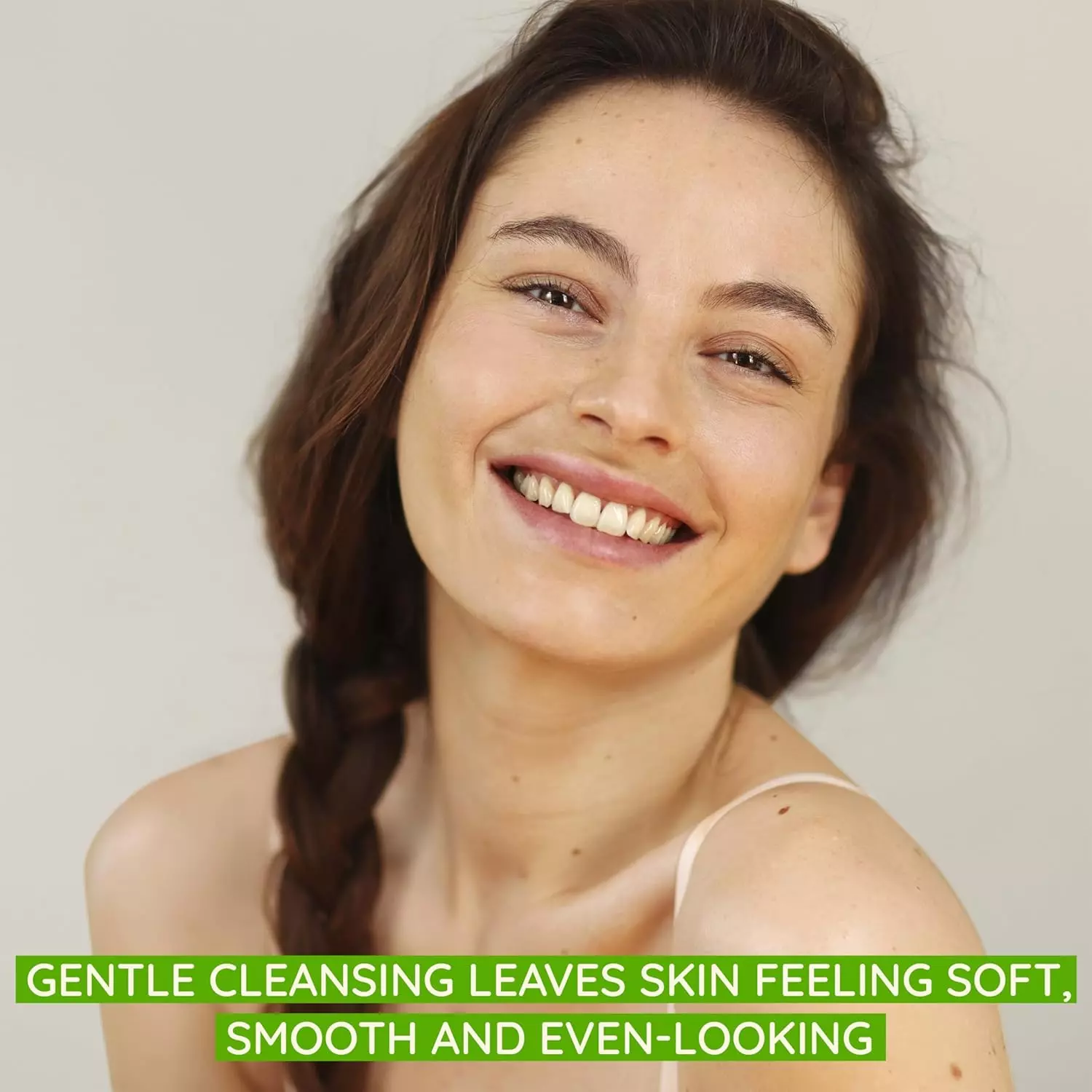 Aveeno Positively Radiant Clear Complexion Foaming Facial Cleanser Oil-Free (177ml)
