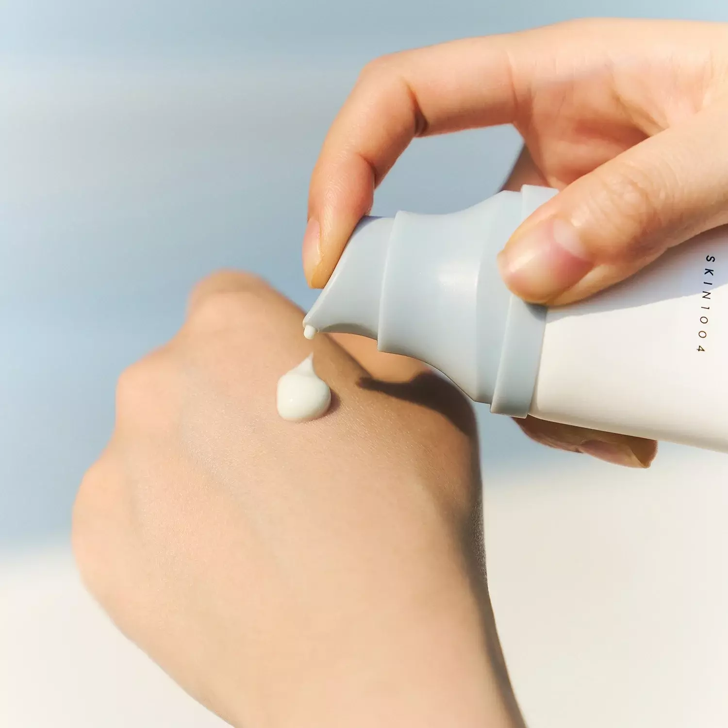 Skin1004 Hyalu-Cica Water-Fit Sun Serum SPF 50+ PA++++ (15ml)