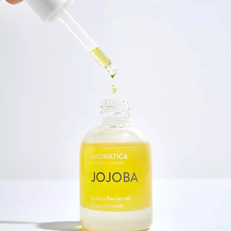 Aromatica Organic Golden Jojoba Oil  (30ml)