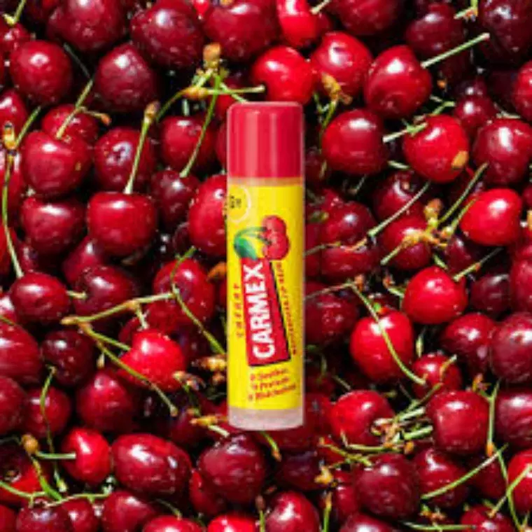 Carmex Cherry Moisturizing Lip Balm (4.25gm)