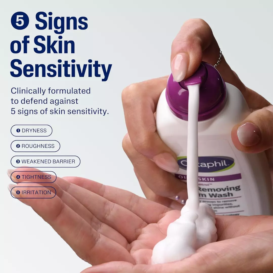 Cetaphil DermaControl Oil Removing Foam Wash (237ml)