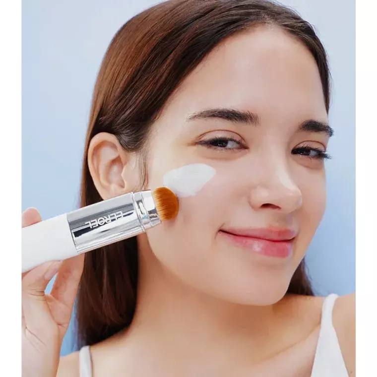 Elroel Blanc Cover Cream Stick Foundation #Light (13gm)
