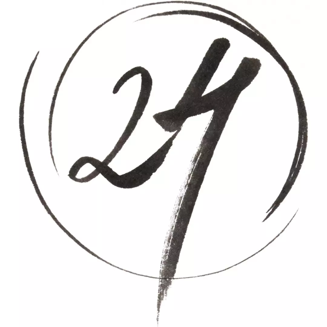 Essence 24Ever Ink Liner 01 (1.2ml)