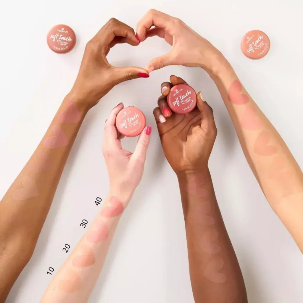 Essence Soft Touch Mousse Blush – 10 Cozy Clay (5g)