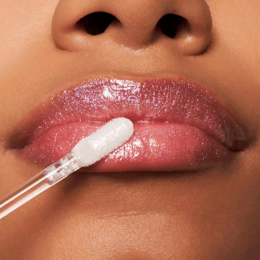 Essence Meta Glow Multi-Reflective Lip Gloss - 01 Cyber Space (3ml)