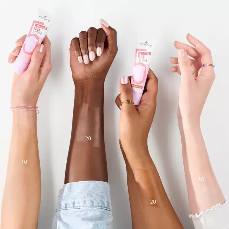 Essence Wonder Full 5 in 1 Primer #10 Light-Medium (30ml)