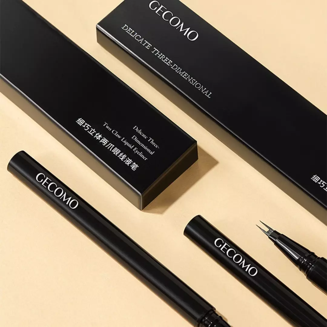 Gecomo Delicate Three-Dimensional Two-Claw Liquid Eyeliner #2 Natural Gray Brown (1ml)