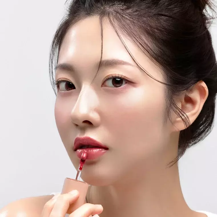 House Of Hur Glowy Ampoule Lip Tint #03 Dawn Pink (4.5gm)