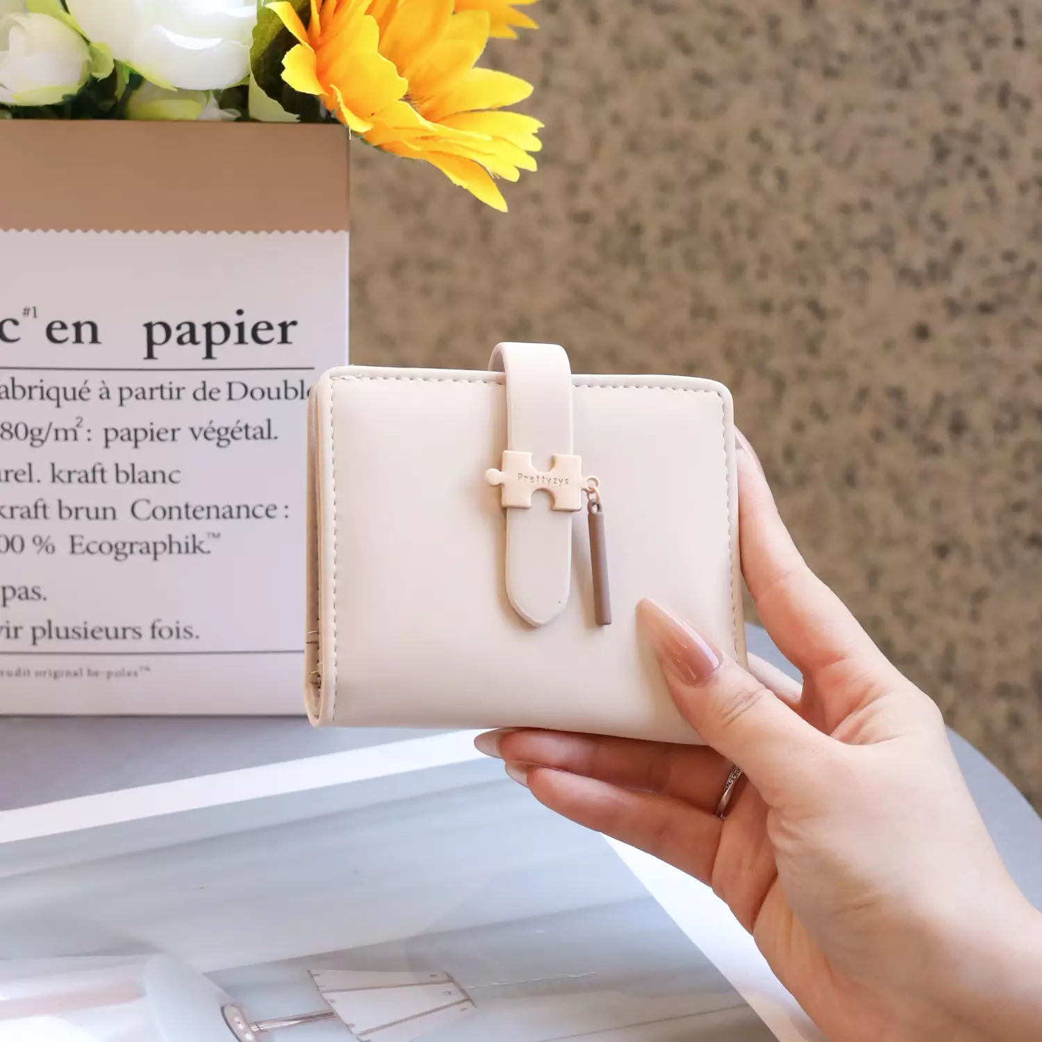 Prettyzys PT25-213 RFID Blocking Card Wallet - APRICOT