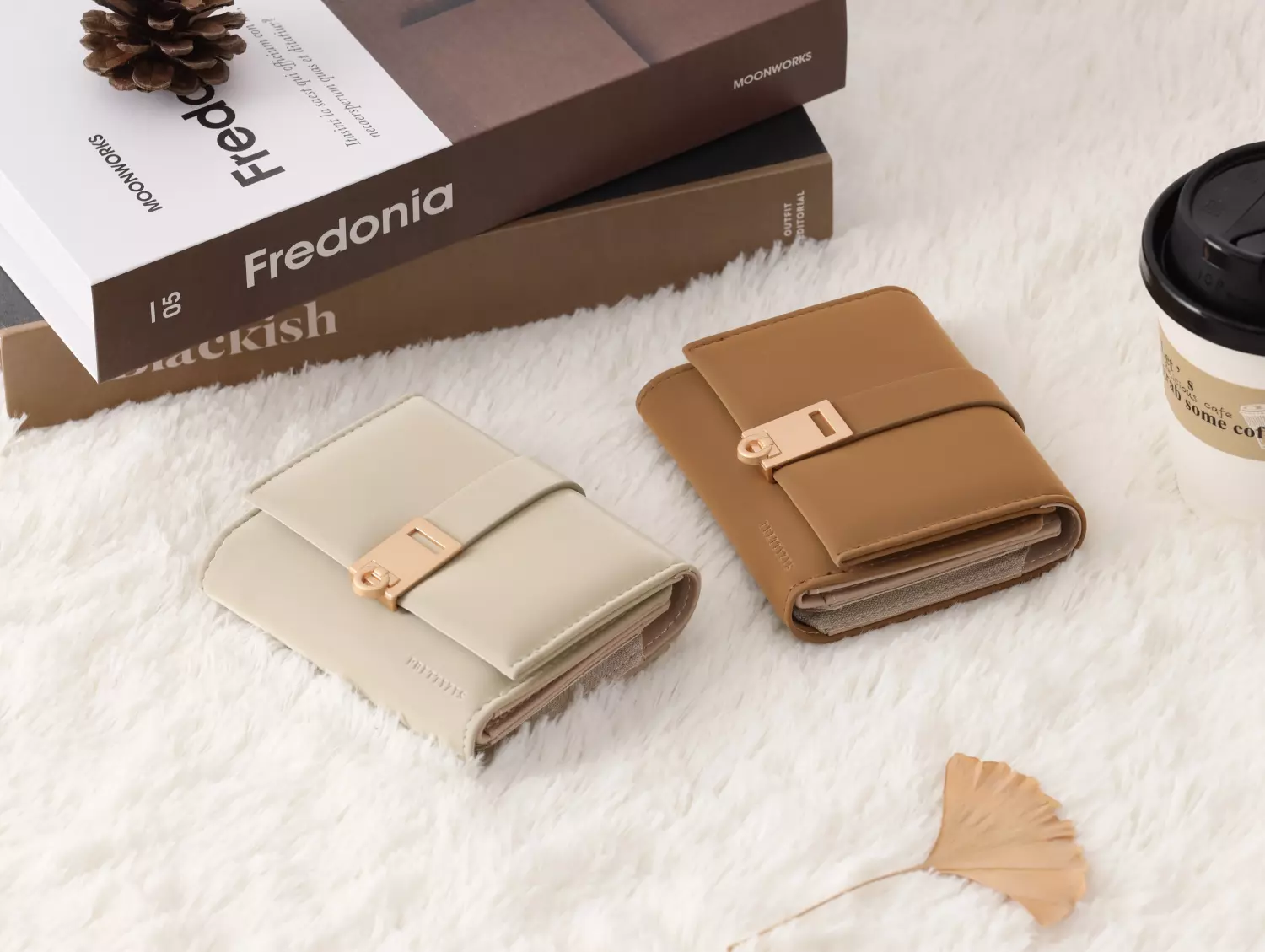 Prettyzys RFID Blocking Multicard Wallet - BROWN