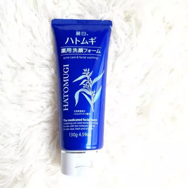 Kumano Yushi Hatomugi Medicated Facial Cleansing Foam (130gm)