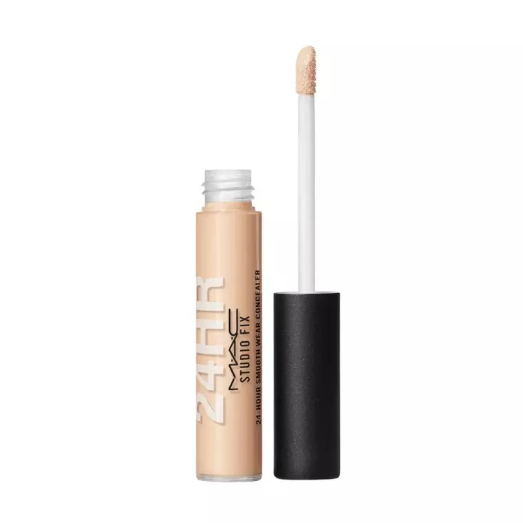 Mac Studio Fix 24 Hour Smooth Wear Concealer #NW22 (7ml)