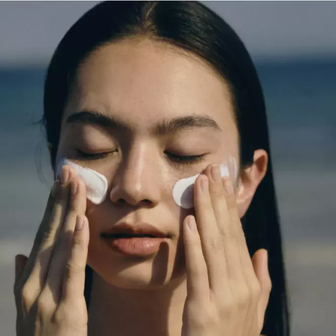 Aromatica Vitalizing Rosemary Moist Barrier Mineral Sunscreen (50ml)