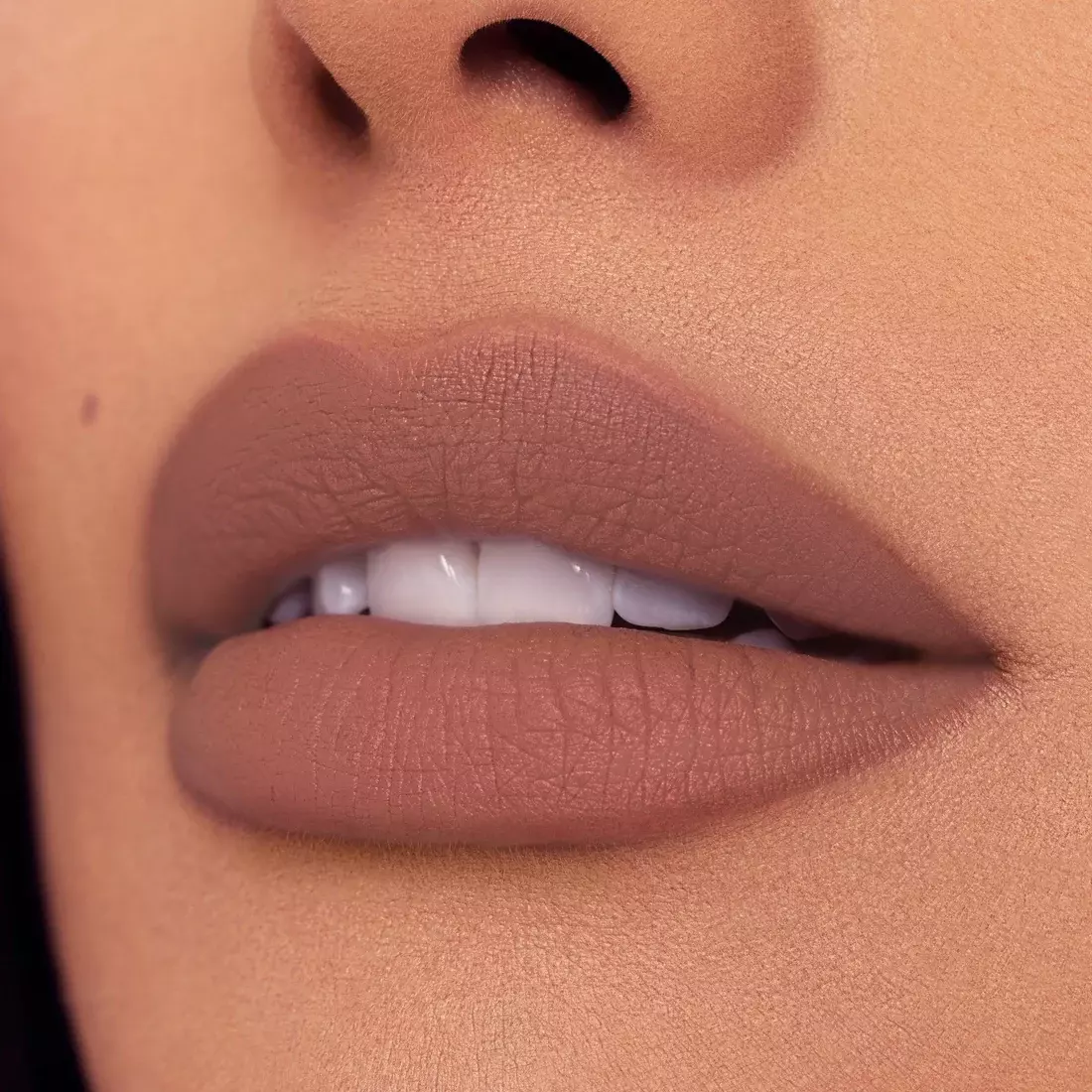 Beauty Creations Tease Me Lipstick - TURN ME ON (3.5g)