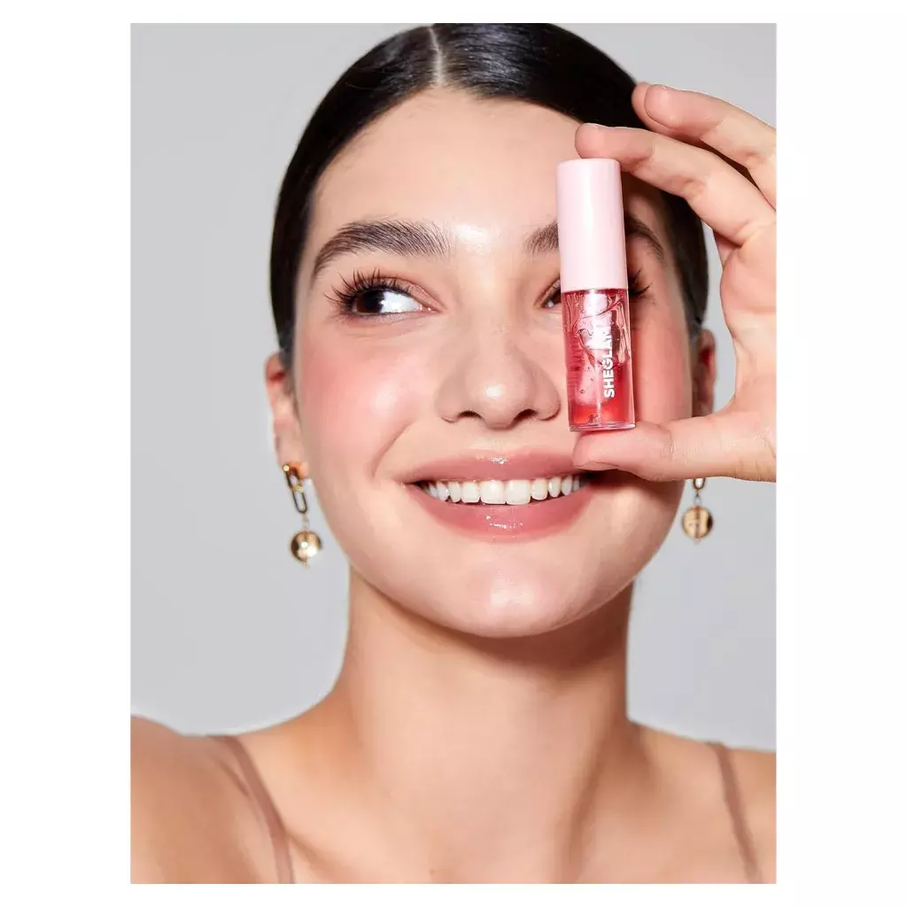 Sheglam Jelly Wow Hydrating Lip Oil – Berry Involved (5ml)